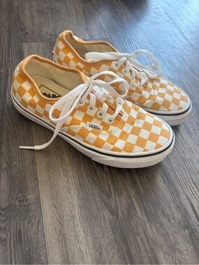 Women’s checkered Vans